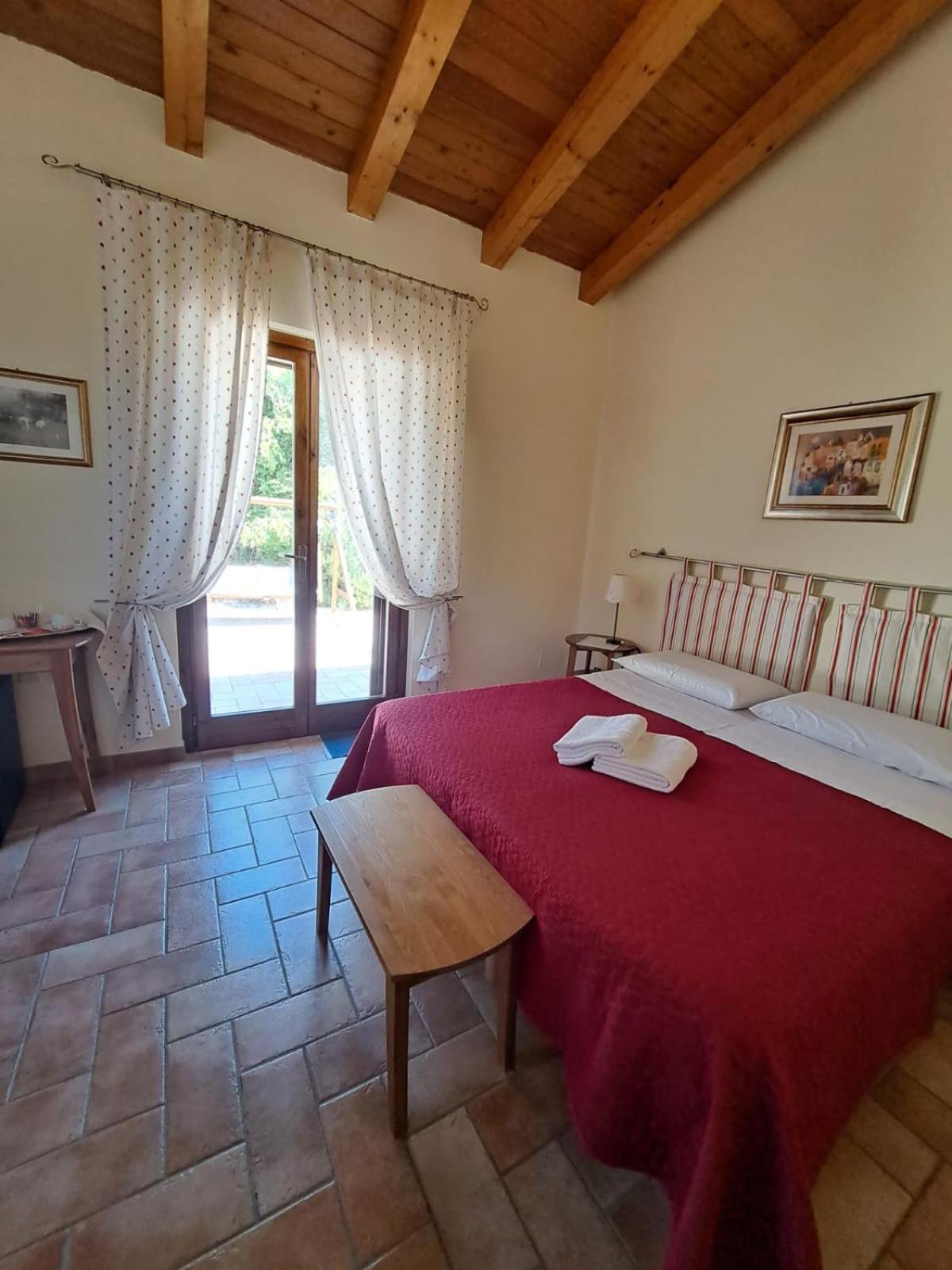 Bed and Breakfast Casale Terre Rosse Сатурнія Екстер'єр фото
